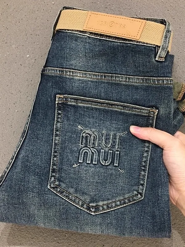 Faionable Slim Fit Straight Leg Jeans Men's Autumn New Sle High Quali Comfortable Warm Casual Long Pants
Faionable Slim Fit Straight Leg Jeans Men's Autumn New Sle High Quali Comfortable Warm Casual Long Pants