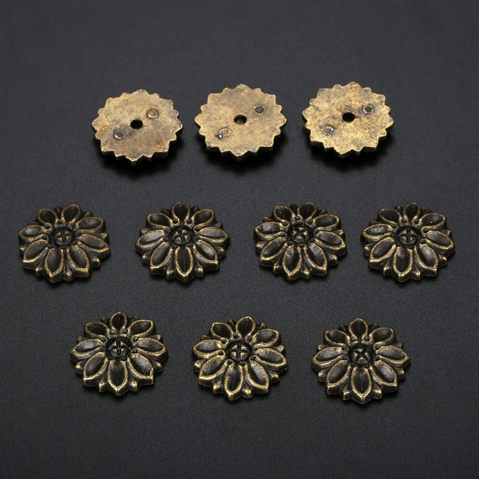 10pcs Decorative Protectors Corner Bracket Embellishment Scrapbook Bulbs 23*5mm Upholstery Nails Tack Tablets
10pcs Decorative Protectors Corner Bracket Embellishment Scrapbook Bulbs 23*5mm Upholstery Nails Tack Tablets