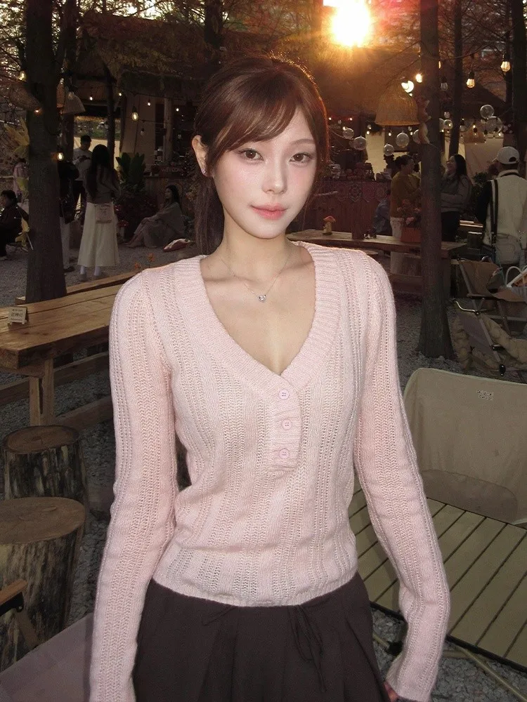Slim Fit V-Ne Knitted Sweater Women's Early Spring Hollow out Base Layer irt Korean Sle Lotus Pink Inner Wear Top
Slim Fit V-Ne Knitted Sweater Women's Early Spring Hollow out Base Layer irt Korean Sle Lotus Pink Inner Wear Top