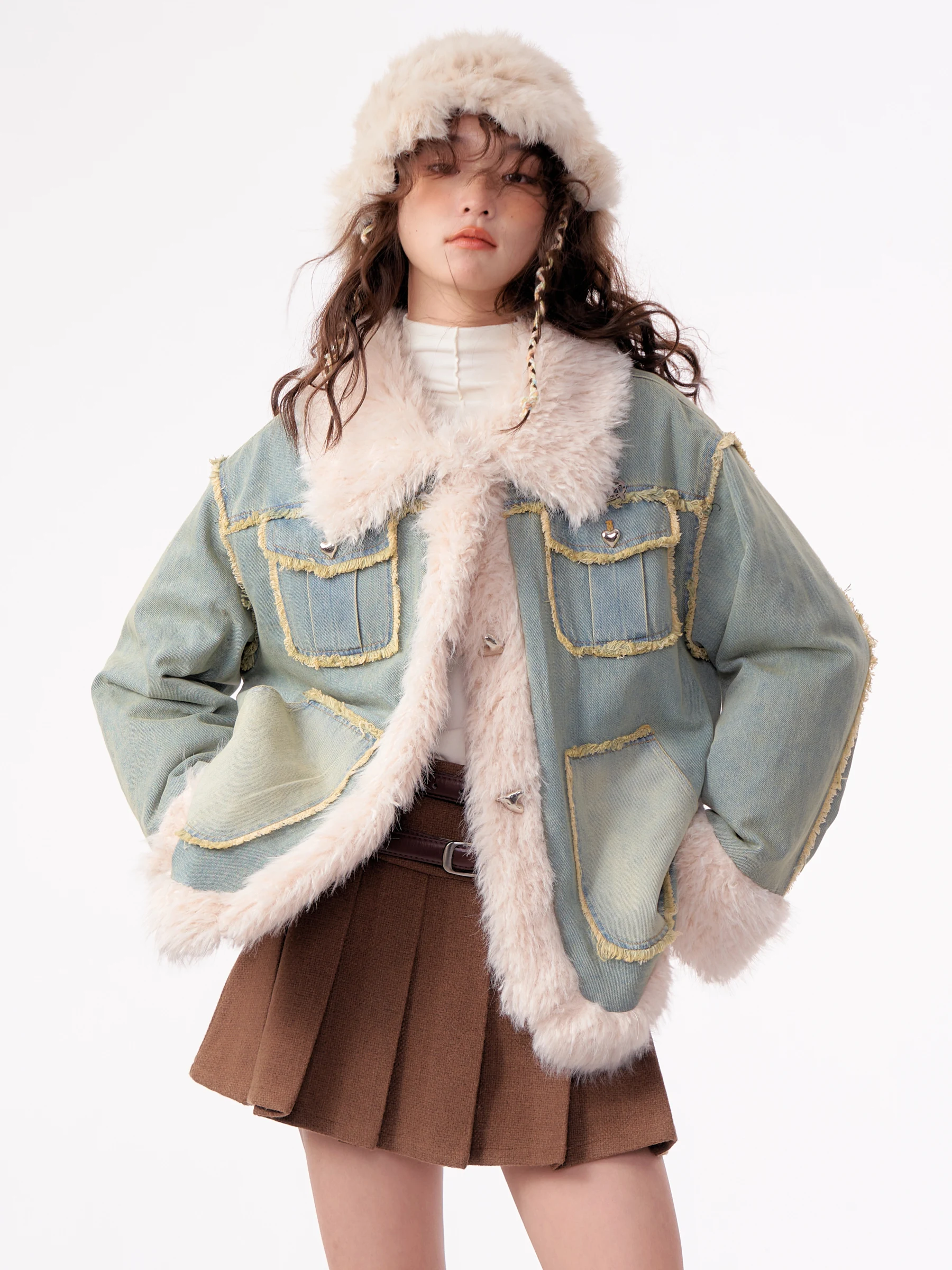 Женское джинсовое хлопковое пальто ZiziFei Thiened, американское джинсовое хлопковое пальто в стиле ретро, жилет из меха ягненка, осень-зима, мода для поездок на работу
Женское джинсовое хлопковое пальто ZiziFei Thiened, американское джинсовое хлопковое пальто в стиле ретро, жилет из меха ягненка, осень-зима, мода для поездок на работу