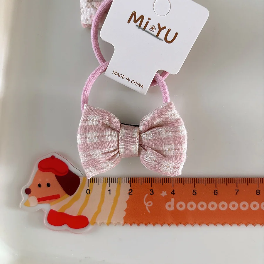 Plaid Fabric Bow Hair Tie for Kids Sweet Korean Floral Elastic Ponytail Holder Non Slip Gentle Daily Wear Cute
Plaid Fabric Bow Hair Tie for Kids Sweet Korean Floral Elastic Ponytail Holder Non Slip Gentle Daily Wear Cute