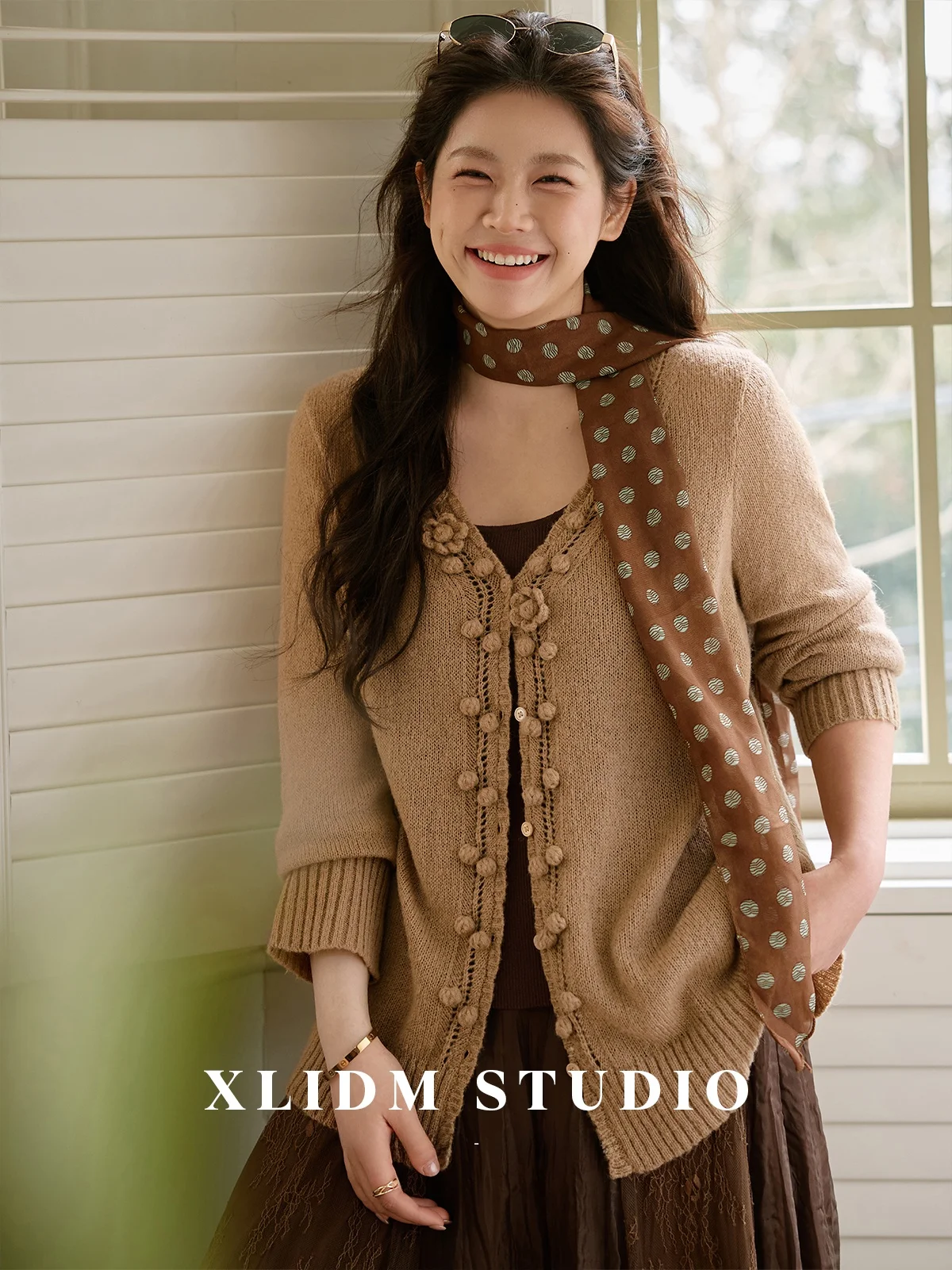 Handmade Knitted Large Size Women's Spring New Style V-Neck Open Cardigan 3D Crochet Flower Decoration Comfortable Loose Fit
Handmade Knitted Large Size Women's Spring New Style V-Neck Open Cardigan 3D Crochet Flower Decoration Comfortable Loose Fit