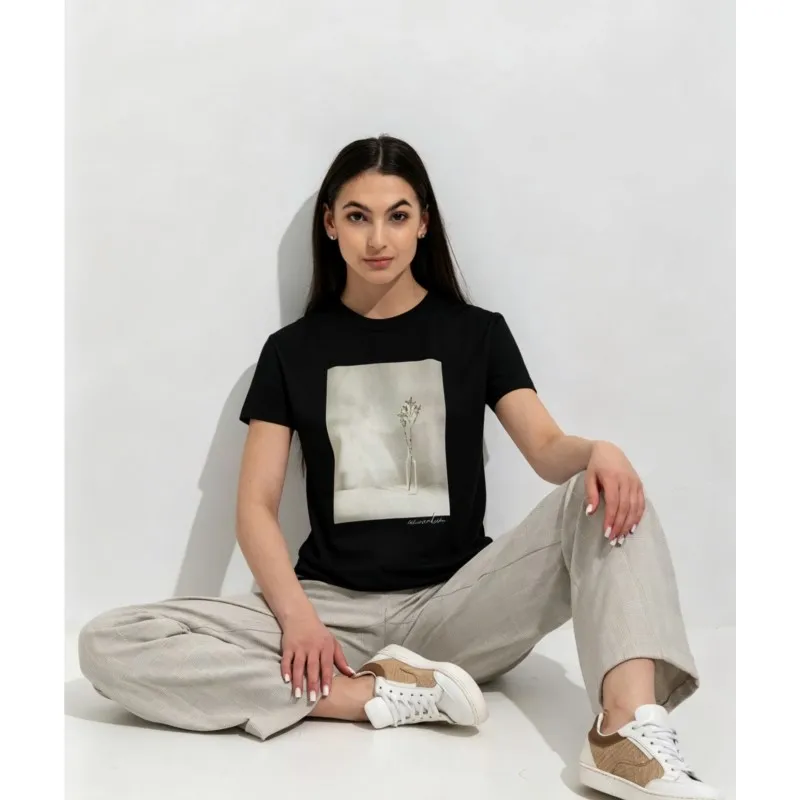 2026 Summer Cotton Women's T-shirts Art Print Black White Versatile Tops Rountine Fashion Graphic T-shirts For Woman
2026 Summer Cotton Women's T-shirts Art Print Black White Versatile Tops Rountine Fashion Graphic T-shirts For Woman