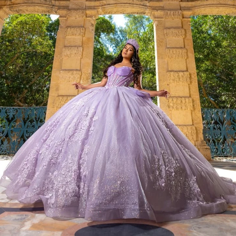 lavender Shiny Ball Gown Quinceanera Dresses Applique Lace Beading Crystal Tull Corset Off The Shoulder Sweet 16 Dress vestidos
lavender Shiny Ball Gown Quinceanera Dresses Applique Lace Beading Crystal Tull Corset Off The Shoulder Sweet 16 Dress vestidos