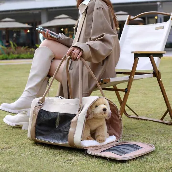 Fashion Pet Dog Carriers Cat Travel Carrying Handbag for Outdoor Travel Walking Hiking
Fashion Pet Dog Carriers Cat Travel Carrying Handbag for Outdoor Travel Walking Hiking