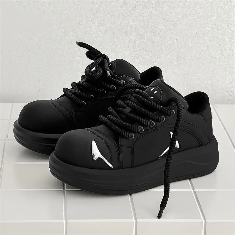 Men's Casual Thick Bottom Heightening Black Bread Shoes Summer Versatile Original Youth Sports Flat Laced mid Heel round Toe
Men's Casual Thick Bottom Heightening Black Bread Shoes Summer Versatile Original Youth Sports Flat Laced mid Heel round Toe