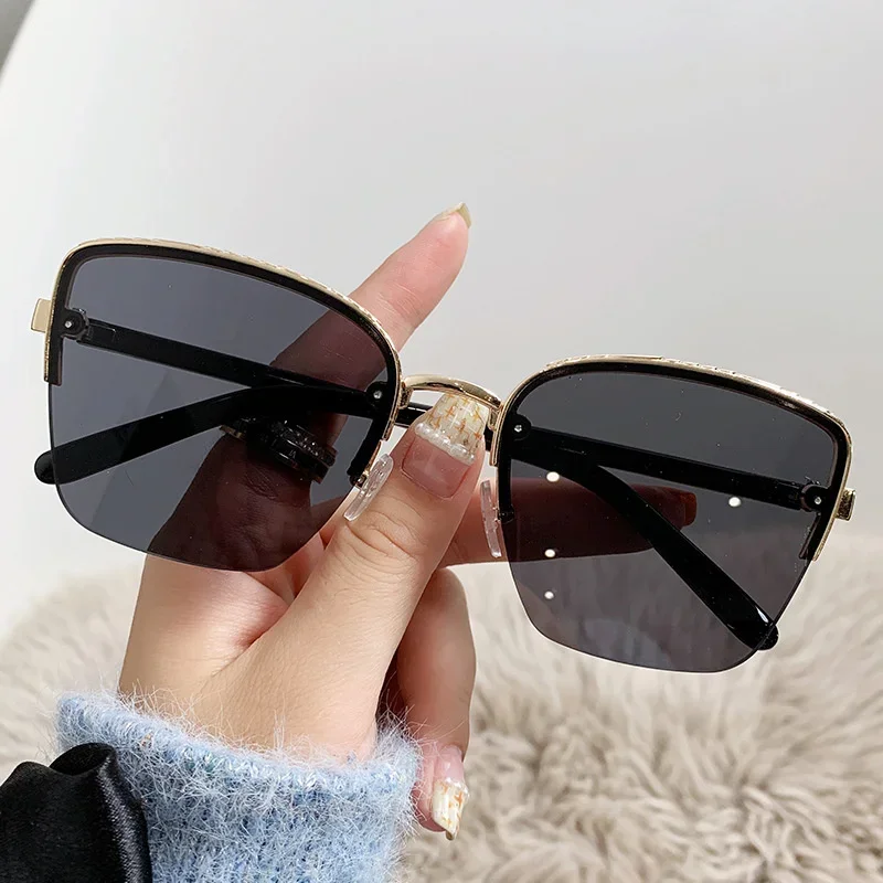 Extra large metal half frame sunglasses for women's fashionable three color gradient sunglasses, trendy travel temperament,
Extra large metal half frame sunglasses for women's fashionable three color gradient sunglasses, trendy travel temperament,