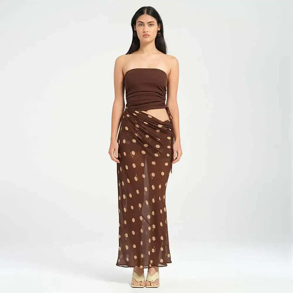 Style 2025 Summer New Strapless Dress Sexy Patchwork Polka Dot Slim Fit Dress Sexys 2025 Summer Dress Robe Vestido Women Elegant
Style 2025 Summer New Strapless Dress Sexy Patchwork Polka Dot Slim Fit Dress Sexys 2025 Summer Dress Robe Vestido Women Elegant