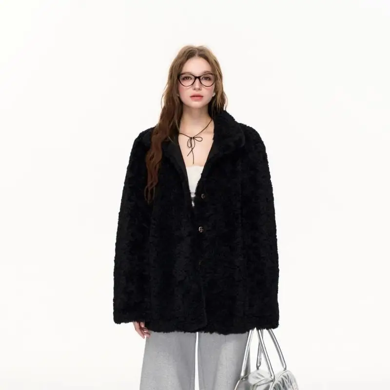 Lamb Wool Jacket Woman Punk Aesthetic Alternative Appearance Underground Look Rebellious Style Nonconformist Fashion Beautiful
Lamb Wool Jacket Woman Punk Aesthetic Alternative Appearance Underground Look Rebellious Style Nonconformist Fashion Beautiful