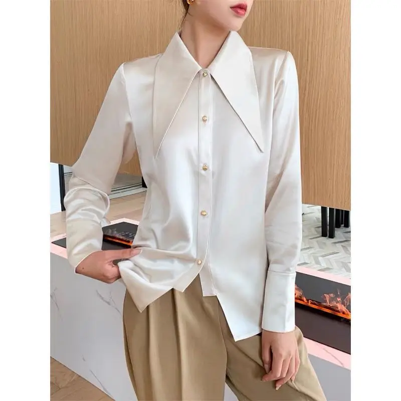 Французская элитная весенняя женская одежда с воротником-поло, однобортная однобортная свободная модная повседневная рубашка с длинными рукавами XQ54
Французская элитная весенняя женская одежда с воротником-поло, однобортная однобортная свободная модная повседневная рубашка с длинными рукавами XQ54