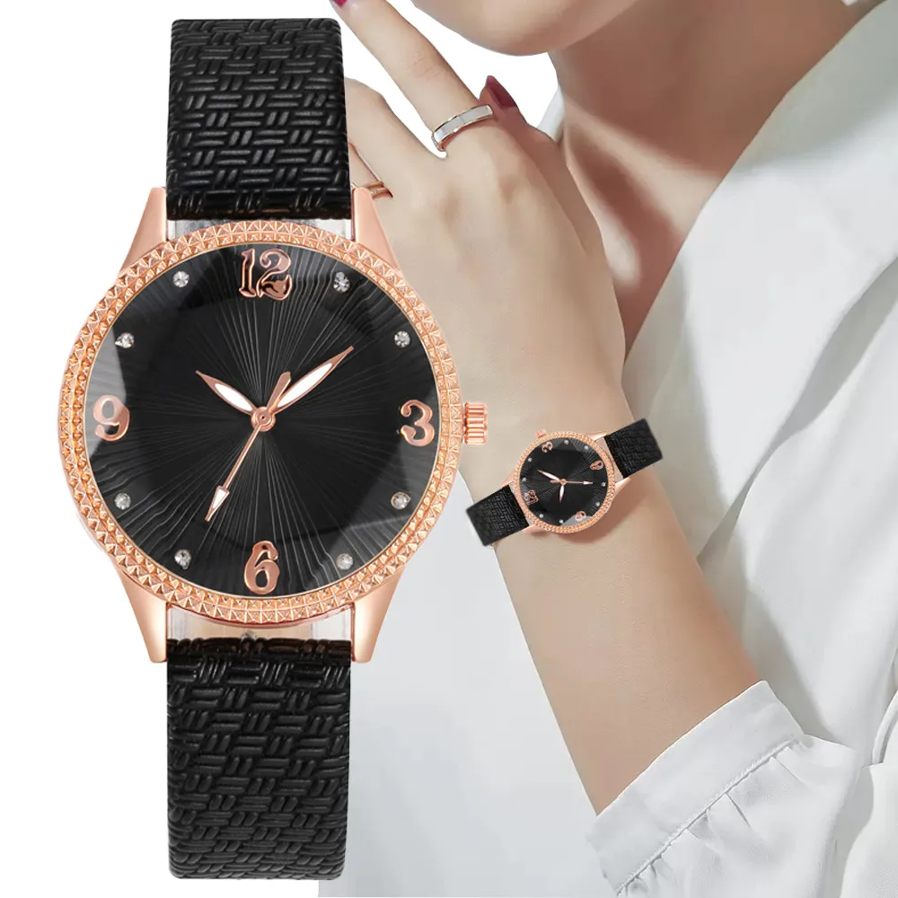 Fashion 2023 Brand Women Simple Luxury With Diamonds Digital Design Quartz Watches Black Leather Gift Clock Wristwatches
Fashion 2023 Brand Women Simple Luxury With Diamonds Digital Design Quartz Watches Black Leather Gift Clock Wristwatches