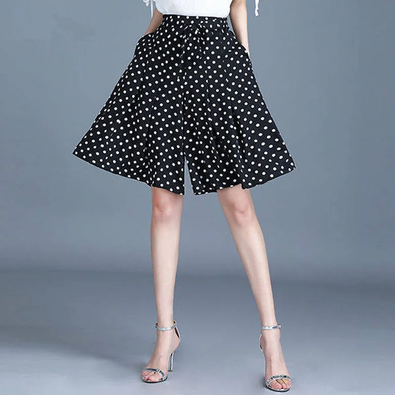 Summer New Dot Printing Loose Five Pants High Waist Plus Size All-match Wide Leg Shorts Fashion Casual Women Clothing
Summer New Dot Printing Loose Five Pants High Waist Plus Size All-match Wide Leg Shorts Fashion Casual Women Clothing