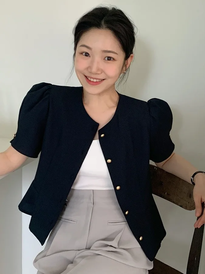 Chic Vintage Gentle Single-Button Ruffle Sve Women's irt Summer Waist-Cinching Bubble Sve Top Commute Sle Pure Color 
Chic Vintage Gentle Single-Button Ruffle Sve Women's irt Summer Waist-Cinching Bubble Sve Top Commute Sle Pure Color