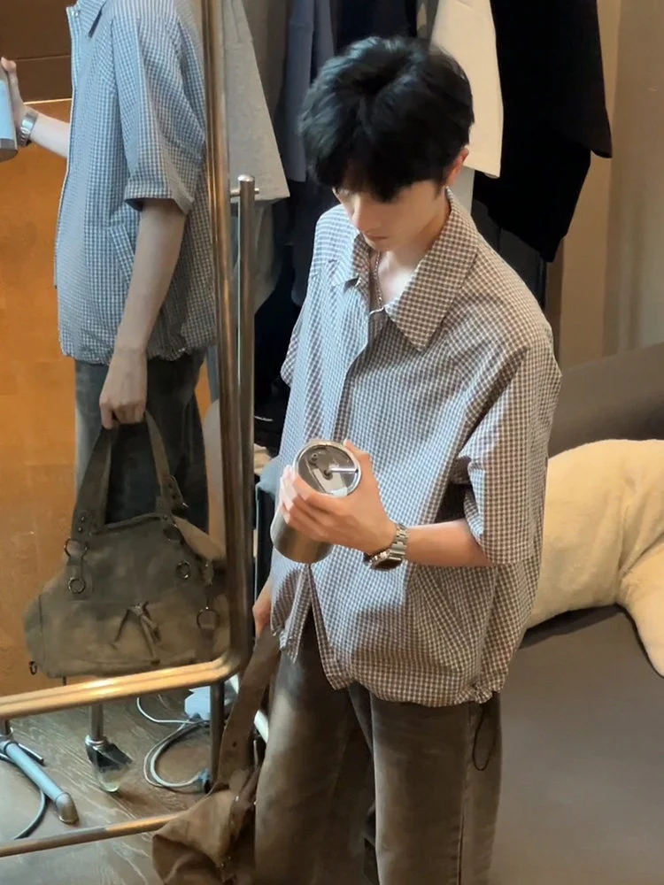 Summer OOTD Plaid Shirt Men's Style Short Sleeve Black White Checkered Casual Cool American Teenager Feeling Breathable Skin-...
Summer OOTD Plaid Shirt Men's Style Short Sleeve Black White Checkered Casual Cool American Teenager Feeling Breathable Skin-...