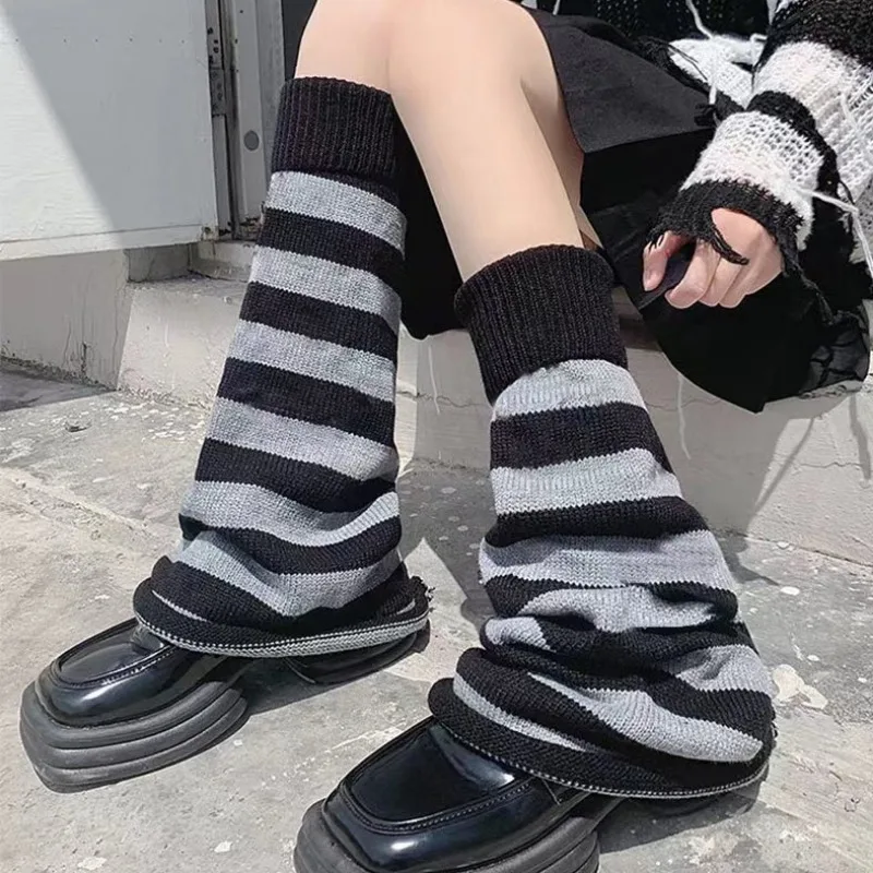 Gothic Women's Striped Leg Warmers Lolita Long Socks Y2k Knitted Leggings Autumn Winter Heap Heap Socks Kawaii Arm Ankle Warmers
Gothic Women's Striped Leg Warmers Lolita Long Socks Y2k Knitted Leggings Autumn Winter Heap Heap Socks Kawaii Arm Ankle Warmers