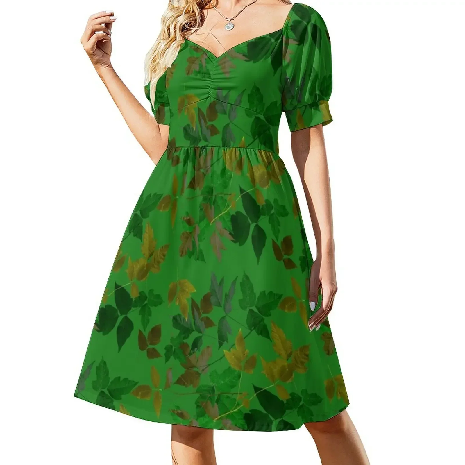 Poison Ivy Costume Botanical Poison Ivy Print Real Poison Ivy Plant Short-Sleeved Dress Aesthetic clothing Dress
Poison Ivy Costume Botanical Poison Ivy Print Real Poison Ivy Plant Short-Sleeved Dress Aesthetic clothing Dress