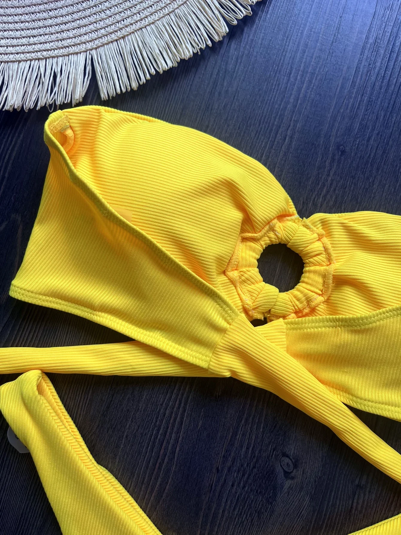 RUOTONGSEPT Bikini 2025 Sexy Bandeau Swimwear Women Brazilian Swimsuit Thong Biquini Two Piece Bathing Suit
RUOTONGSEPT Bikini 2025 Sexy Bandeau Swimwear Women Brazilian Swimsuit Thong Biquini Two Piece Bathing Suit