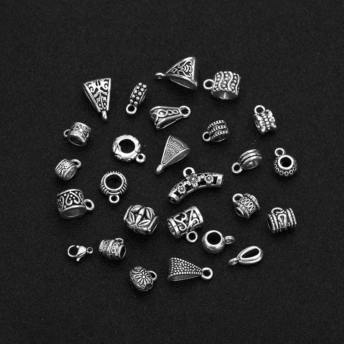20pcs/lot Alloy End Caps Antique Silver Hanging Spacer Charm Beads Handmade End Covers For DIY Jewelry Making Bracelet Necklace
20pcs/lot Alloy End Caps Antique Silver Hanging Spacer Charm Beads Handmade End Covers For DIY Jewelry Making Bracelet Necklace