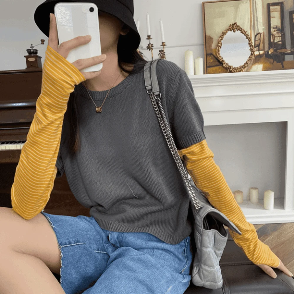1 Pair Retro Sun Protection Sleeves Striped Design Japanese Style Ice Silk Sleeves Elastic Breathable UV Resistant Sleeves
1 Pair Retro Sun Protection Sleeves Striped Design Japanese Style Ice Silk Sleeves Elastic Breathable UV Resistant Sleeves