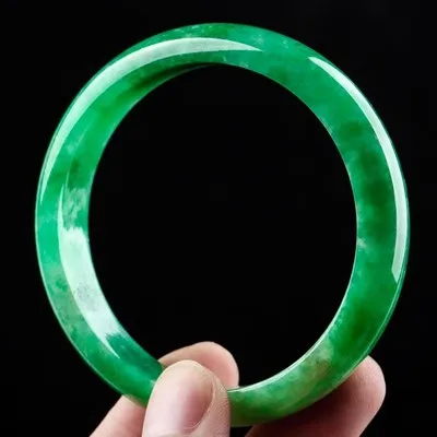 Natural Myanmar Jade 54mm-62mm bracelet exquisite princess bracelet to send girlfriend to send mother Hetian jade
Natural Myanmar Jade 54mm-62mm bracelet exquisite princess bracelet to send girlfriend to send mother Hetian jade