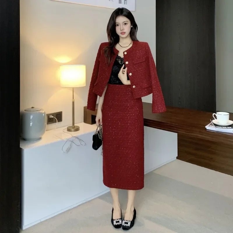 Sweet Hot Girl Elegant Suit Women's Autumn and Winter O-neck Long-sleeved Jacket High Waisted Skirt Two-piece Set Female Clothes
Sweet Hot Girl Elegant Suit Women's Autumn and Winter O-neck Long-sleeved Jacket High Waisted Skirt Two-piece Set Female Clothes