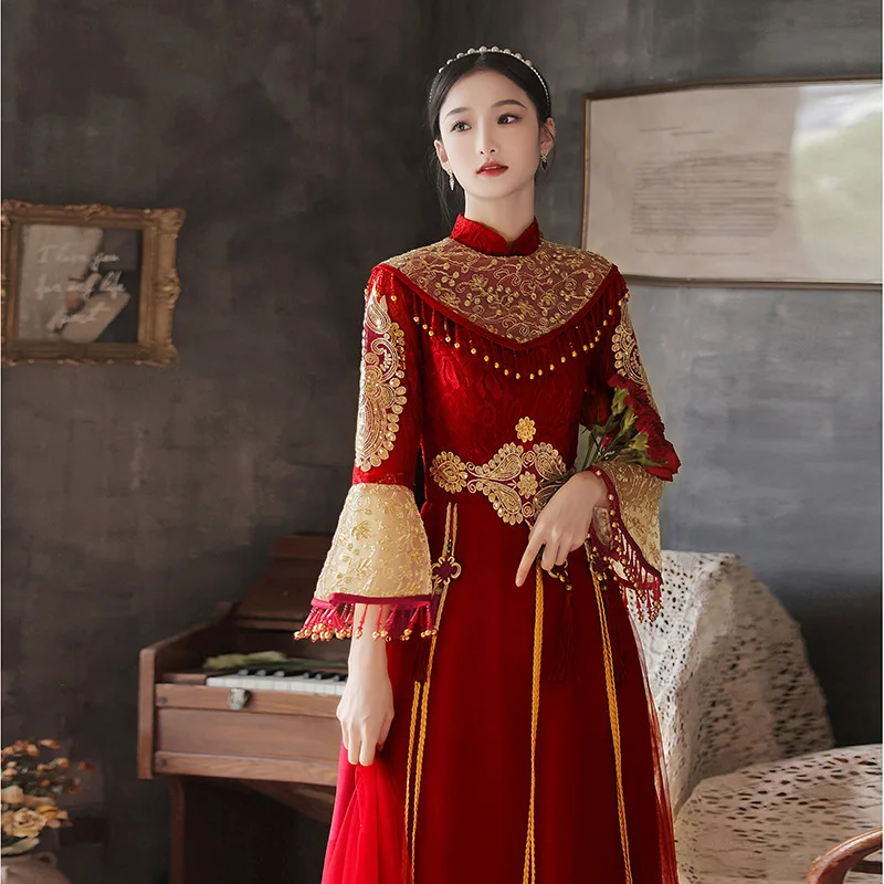 Chinese Bride Wedding Dress Qipao Classic Mandarin Collar Cheongsam Evening Party Dress Patchwork Embroidery Lace Maxi Dress
Chinese Bride Wedding Dress Qipao Classic Mandarin Collar Cheongsam Evening Party Dress Patchwork Embroidery Lace Maxi Dress
