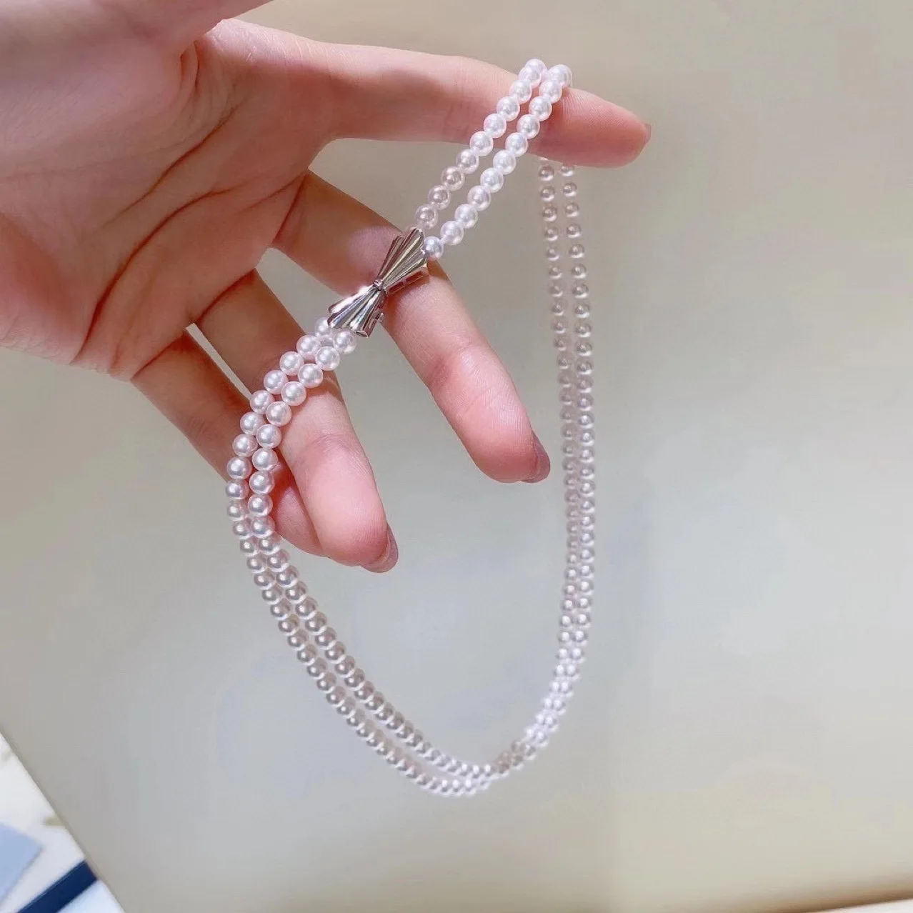 Double Layer Baby Pearl Necklace 4-5mm Natural Freshwater Pearl Full and Nearly Round Edison Double Layer Stacking Necklace
Double Layer Baby Pearl Necklace 4-5mm Natural Freshwater Pearl Full and Nearly Round Edison Double Layer Stacking Necklace