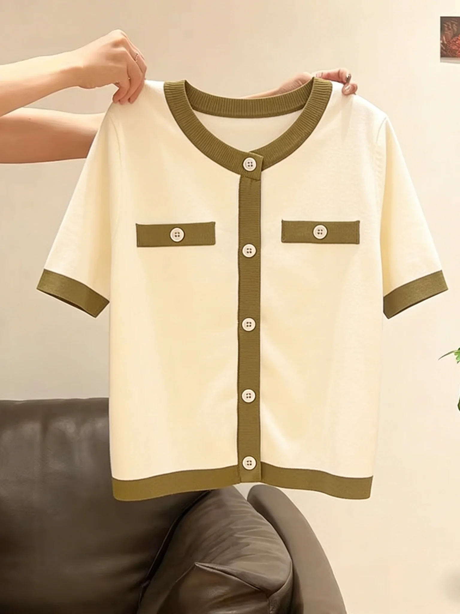 plus Size round Neck Short Sleeve Knitwear Women's Fashionable Summer New Style Small Fragrance Style Top Versatile High-End ...
plus Size round Neck Short Sleeve Knitwear Women's Fashionable Summer New Style Small Fragrance Style Top Versatile High-End ...