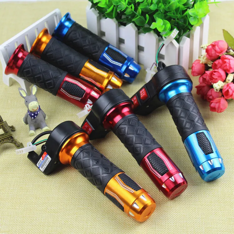 Супер 3-скоростная ручка дроссельной заслонки для электрического велосипеда, руль для акселератора трайка, управление вперед и назад, новинка
Супер 3-скоростная ручка дроссельной заслонки для электрического велосипеда, руль для акселератора трайка, управление вперед и назад, новинка