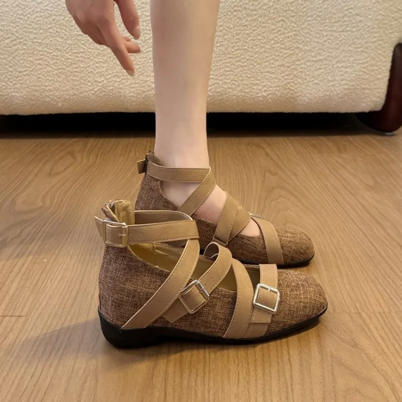 Women's Fashionable 2026 New Soft Bottom Cross Band Thick Heel Shoes
Women's Fashionable 2026 New Soft Bottom Cross Band Thick Heel Shoes