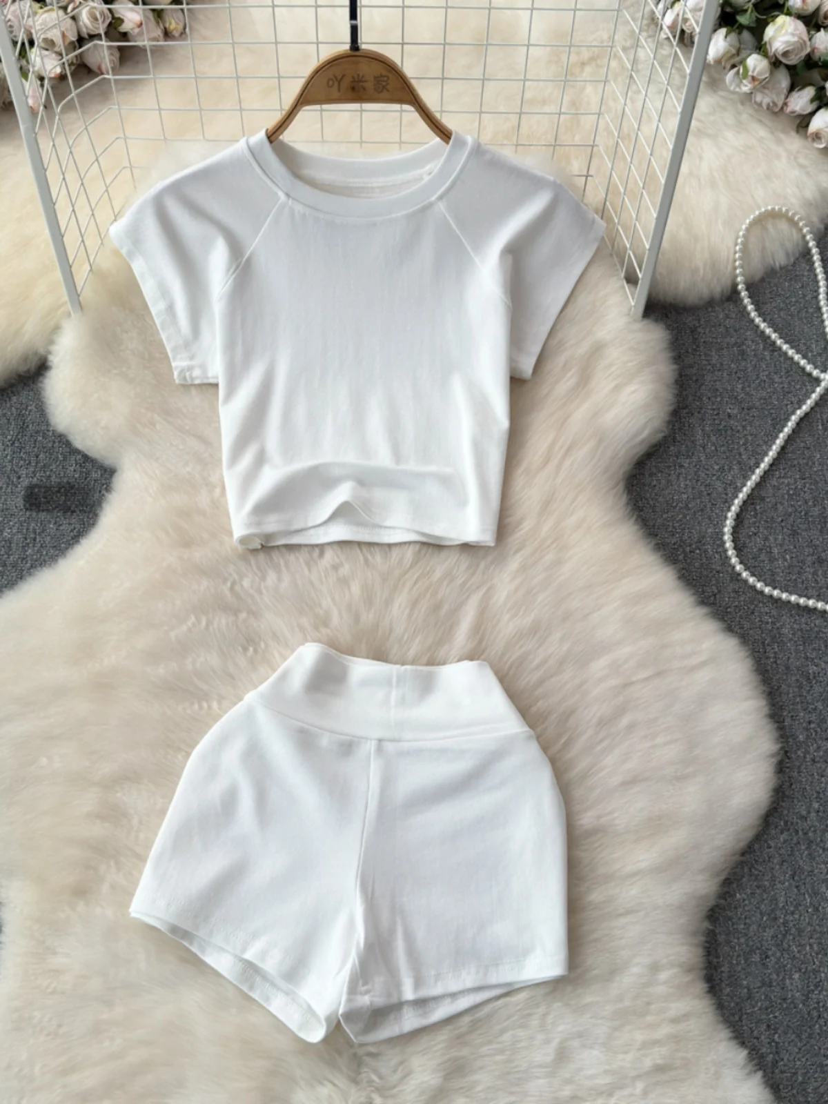 Faionable Sportswear Set High Waist Slimming Running Casual Abdomen Lifting Wide Leg orts Two Piece Set Top for Women
Faionable Sportswear Set High Waist Slimming Running Casual Abdomen Lifting Wide Leg orts Two Piece Set Top for Women