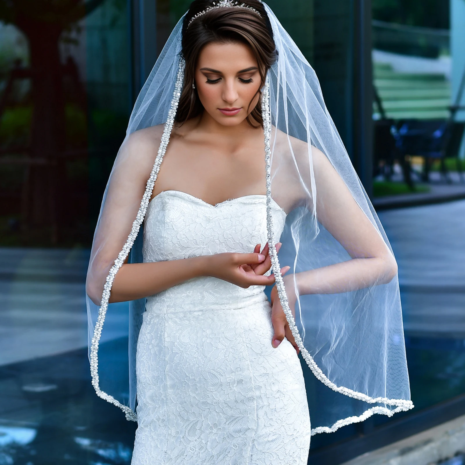 Romantic White Diamond Edge Veil Single Layer Plain Yarn Wedding Dress Accessories With Hair Comb Can Be Customized M65
Romantic White Diamond Edge Veil Single Layer Plain Yarn Wedding Dress Accessories With Hair Comb Can Be Customized M65