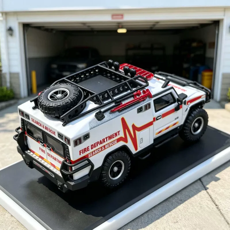 MK Diecast 1:64 Scale Hummer H2 Ambulance Alloy Simulation Car Model Souvenirs Collection Adult Boy Gift Toy Static Display
MK Diecast 1:64 Scale Hummer H2 Ambulance Alloy Simulation Car Model Souvenirs Collection Adult Boy Gift Toy Static Display