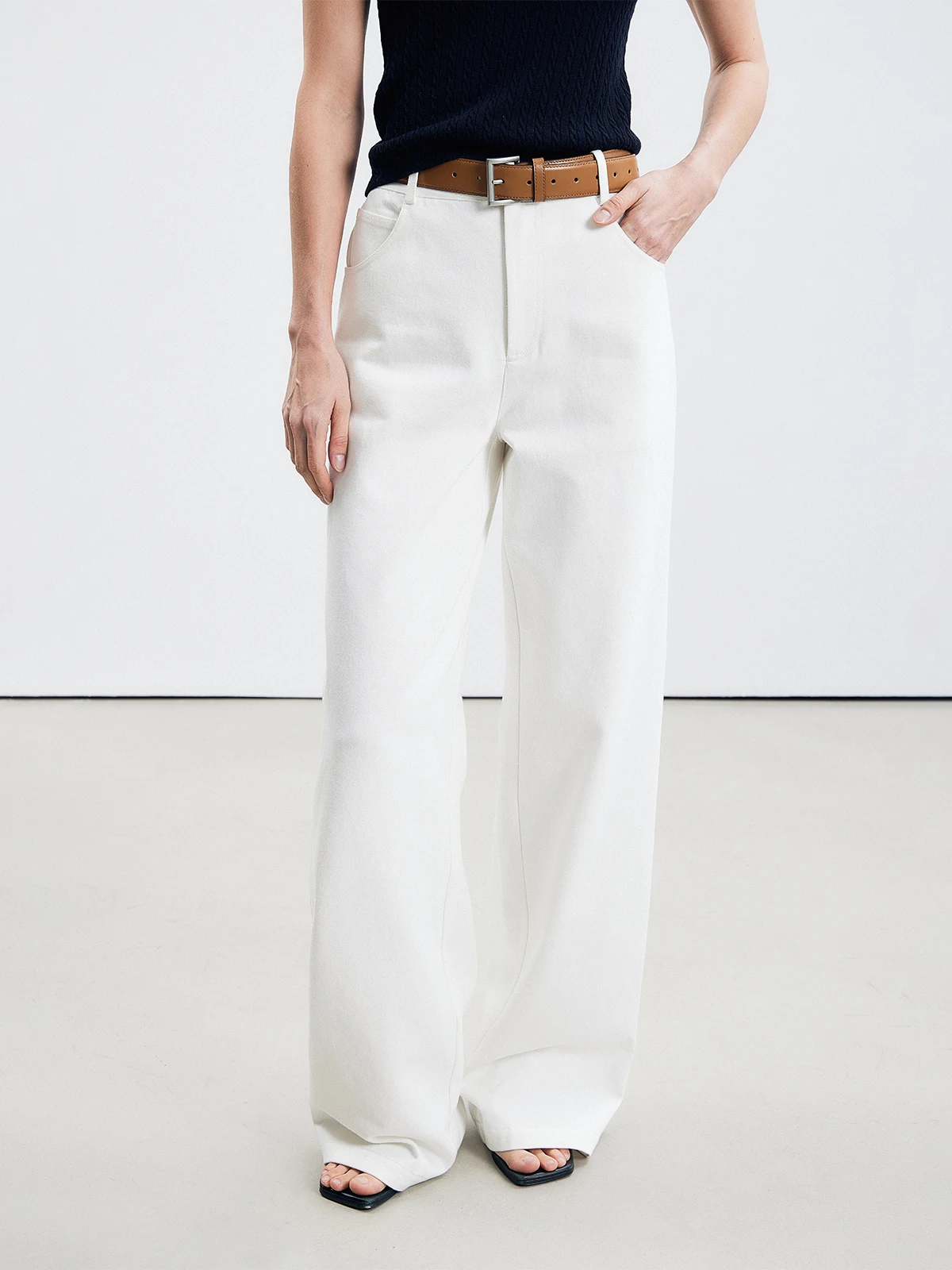 Белые широкие джинсы прямого кроя с эффектом похудения, женские повседневные длинные брюки Thornsaura T2502KS3, весна-лето, обычные толстые...
Белые широкие джинсы прямого кроя с эффектом похудения, женские повседневные длинные брюки Thornsaura T2502KS3, весна-лето, обычные толстые...