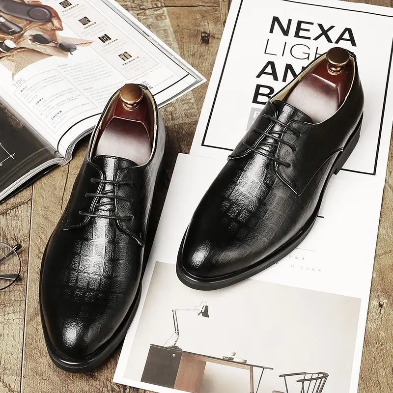 Men's Business Formal Shoes Autumn Black Soft Leather Casual Breathable Low Top Lace Up Groom Wedding Dress Shoes
Men's Business Formal Shoes Autumn Black Soft Leather Casual Breathable Low Top Lace Up Groom Wedding Dress Shoes