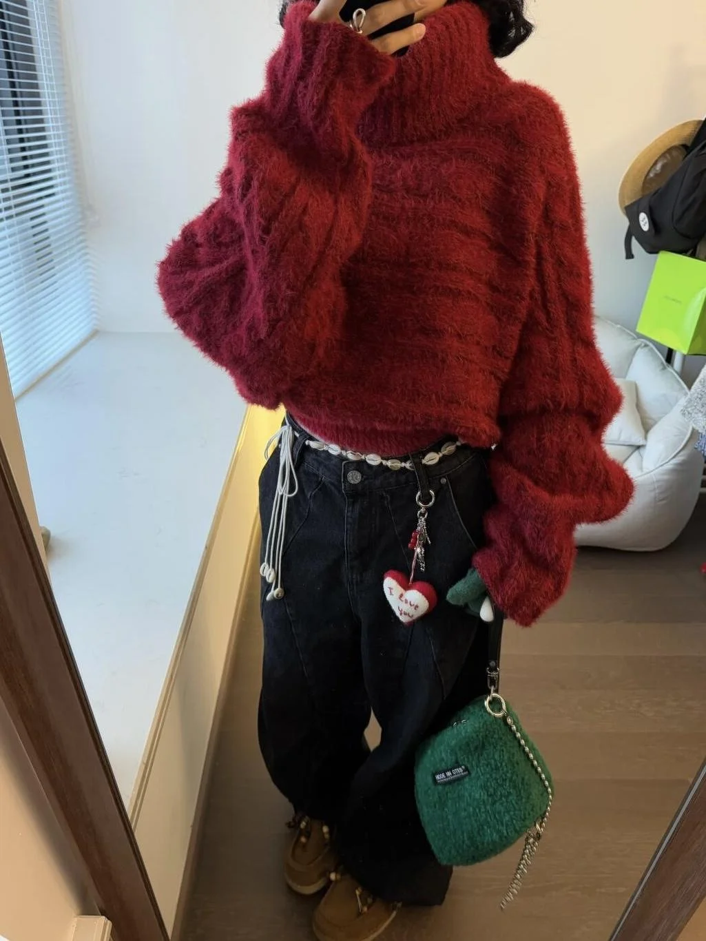 Red Two-Way Wear Shoulder Baring Short Knit Sweater for Women Sweet Style Loose Fit Long Sleeve Winter Essential Versatile Sw...
Red Two-Way Wear Shoulder Baring Short Knit Sweater for Women Sweet Style Loose Fit Long Sleeve Winter Essential Versatile Sw...