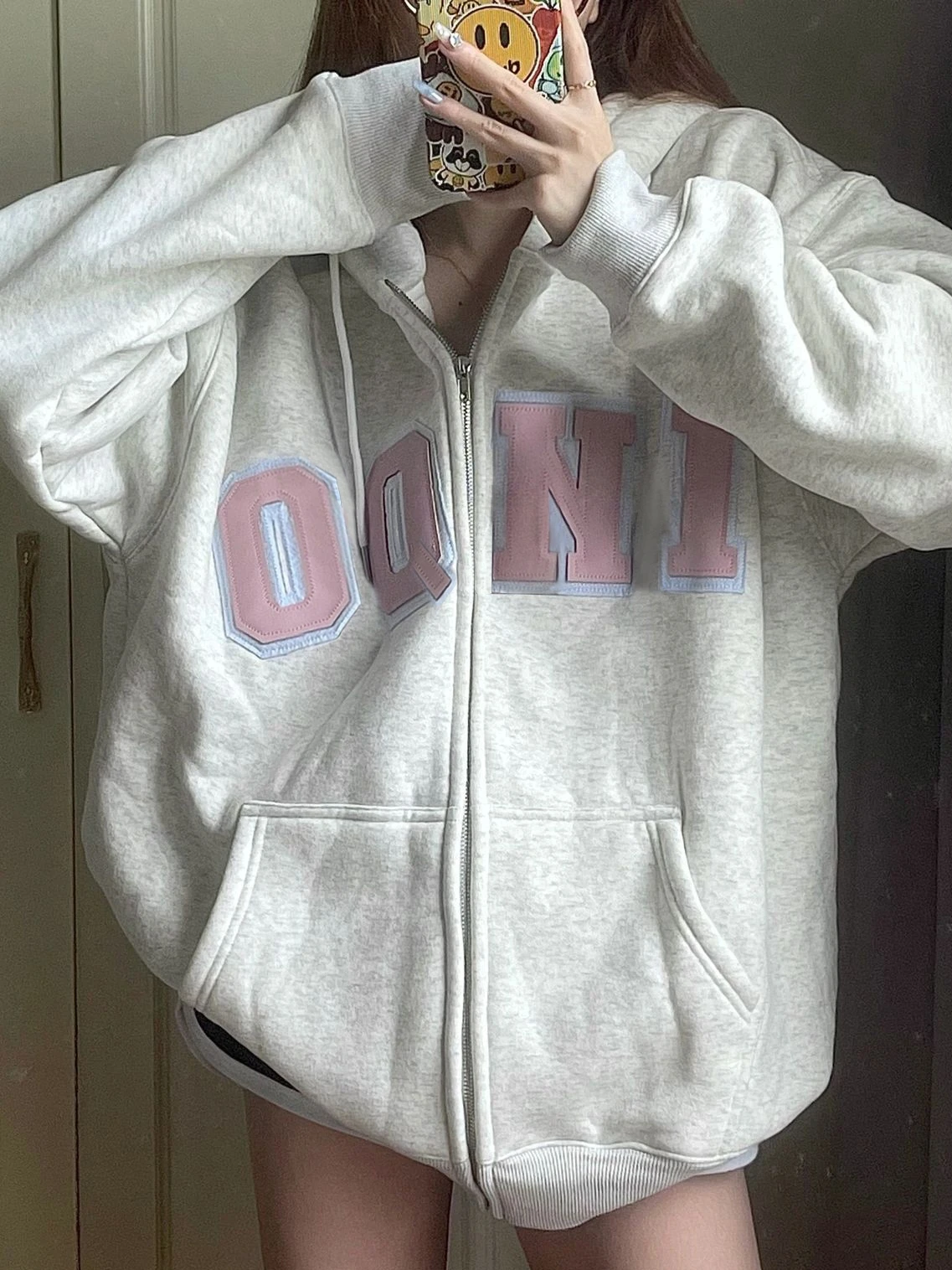 American Style Hooded Sweater Women's Hoodies Spring And Autumn Loose Oversize High Street Patch Embroidered Cardigan Coat
American Style Hooded Sweater Women's Hoodies Spring And Autumn Loose Oversize High Street Patch Embroidered Cardigan Coat