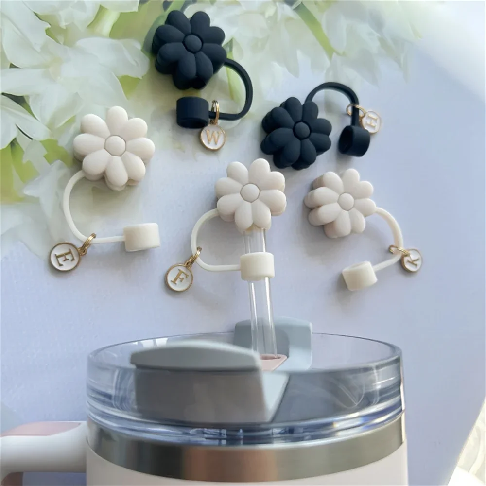 Creamy white Accessory Straw Cap, 26 letter silicone straw cover Dustproof straw cover suitable for glass and water bottles Boba
Creamy white Accessory Straw Cap, 26 letter silicone straw cover Dustproof straw cover suitable for glass and water bottles Boba