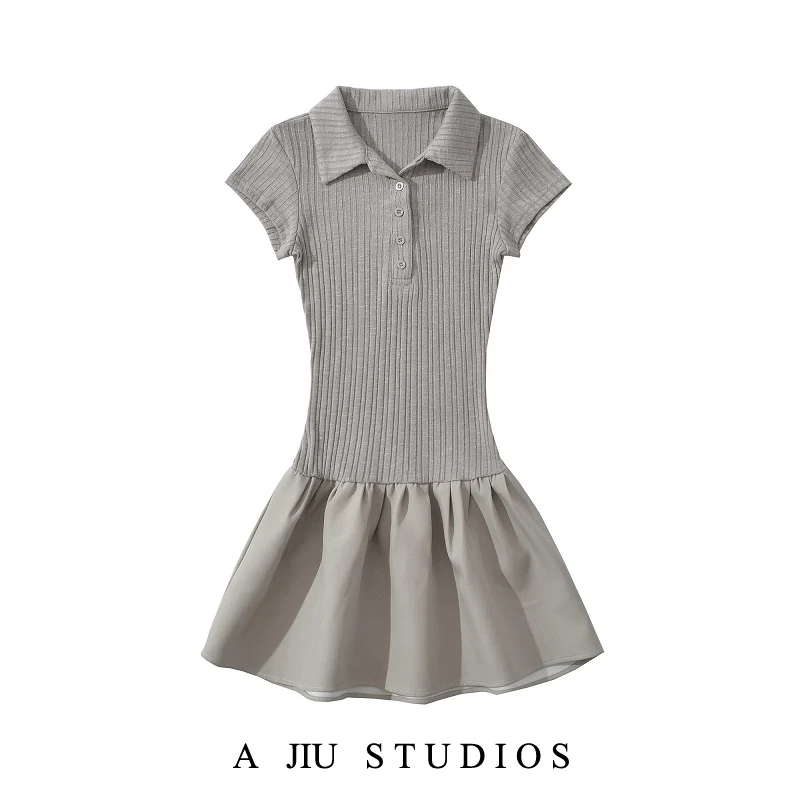 Летняя женская юбка-клеш в студенческом стиле для старшеклассниц художественных школ
Летняя женская юбка-клеш в студенческом стиле для старшеклассниц художественных школ