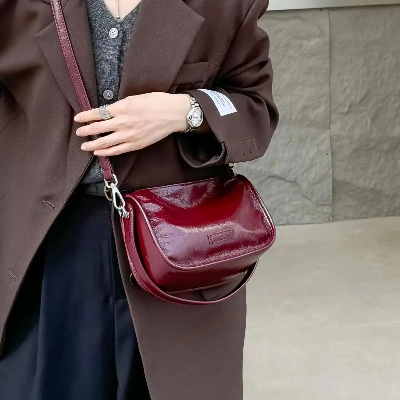 Women's Genuine Grade Cow Leather Shoulder Crossbody Purse Bags Luxury Designer Fashion Cowhide Ladies Small Handbag Female Tote
Women's Genuine Grade Cow Leather Shoulder Crossbody Purse Bags Luxury Designer Fashion Cowhide Ladies Small Handbag Female Tote