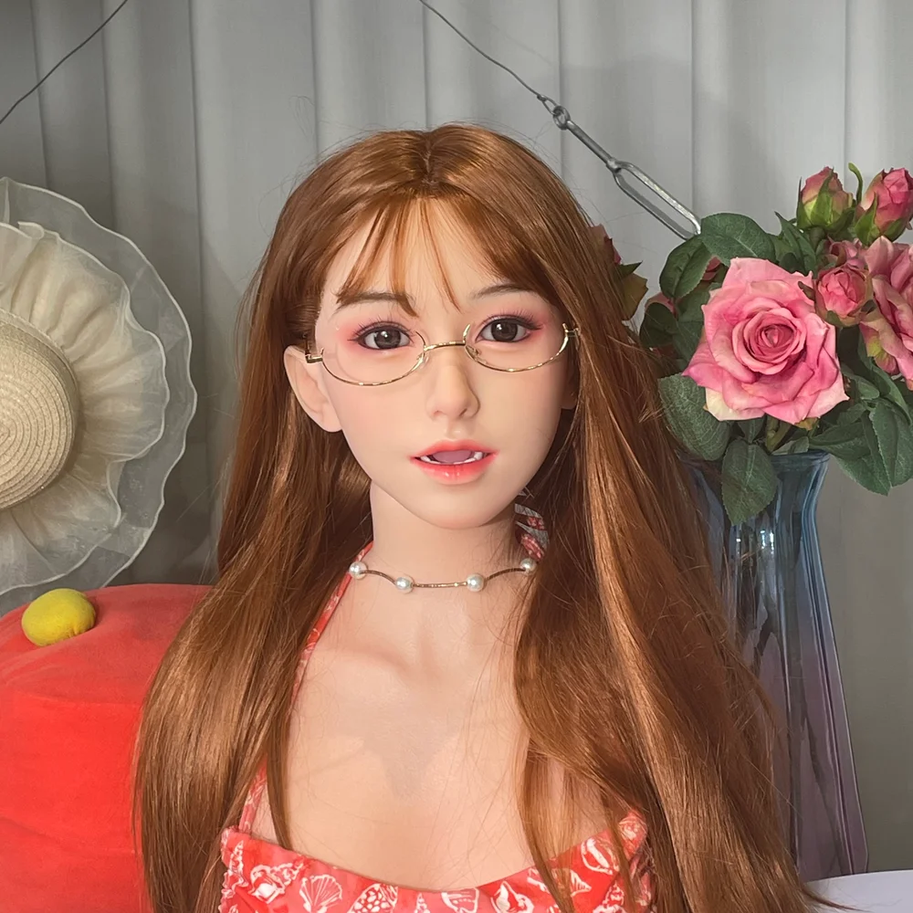 New sexy silicone head model, teacher-style beauty, can be implanted into hair,with realistic skin texture, soft, can open mouth
New sexy silicone head model, teacher-style beauty, can be implanted into hair,with realistic skin texture, soft, can open mouth