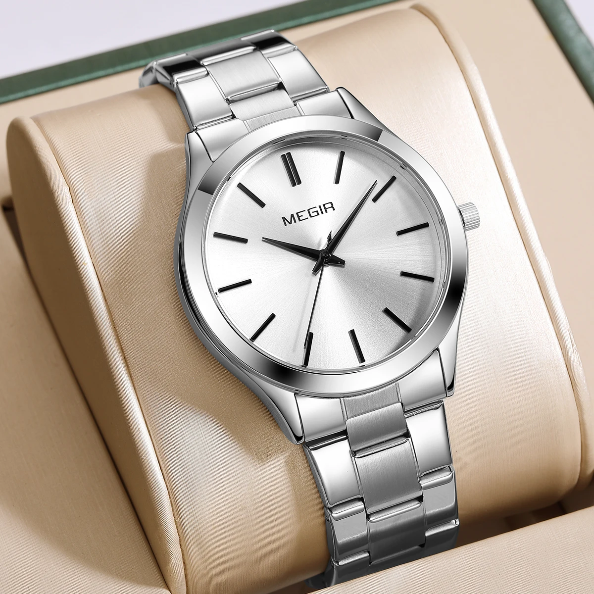 MEGIR Простые мужские часы, модные минималистичные наручные часы современного дизайна с ремешком из нержавеющей стали
MEGIR Простые мужские часы, модные минималистичные наручные часы современного дизайна с ремешком из нержавеющей стали