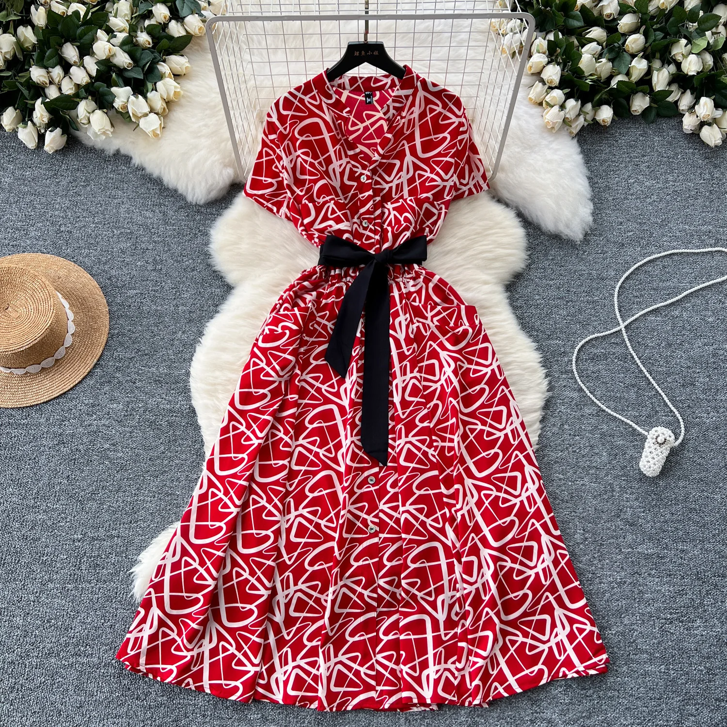 Sexy Chic v neck short sleeve Single Breasted print Dress Elegant Korean Fashion Slim Summer vintage dresses
Sexy Chic v neck short sleeve Single Breasted print Dress Elegant Korean Fashion Slim Summer vintage dresses
