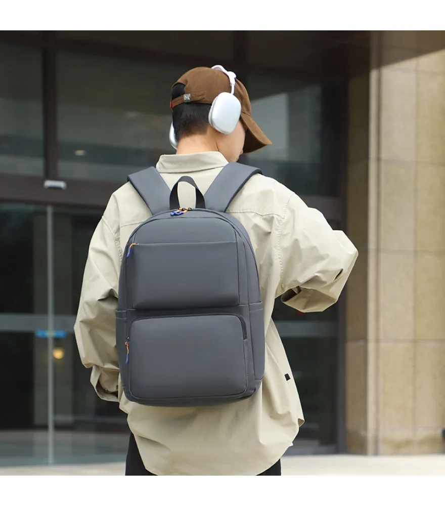 Casual matte black men's laptop backpack anti-splash soft schoolbag for young people and weekend trips
Casual matte black men's laptop backpack anti-splash soft schoolbag for young people and weekend trips