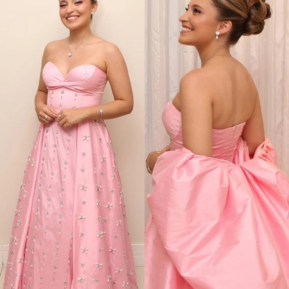 Customized Exquisite Off the Shoulder Half Sleeves Evening Dress High Quality Satin Prom Dresses Delicate Crystal Party Gowns
Customized Exquisite Off the Shoulder Half Sleeves Evening Dress High Quality Satin Prom Dresses Delicate Crystal Party Gowns