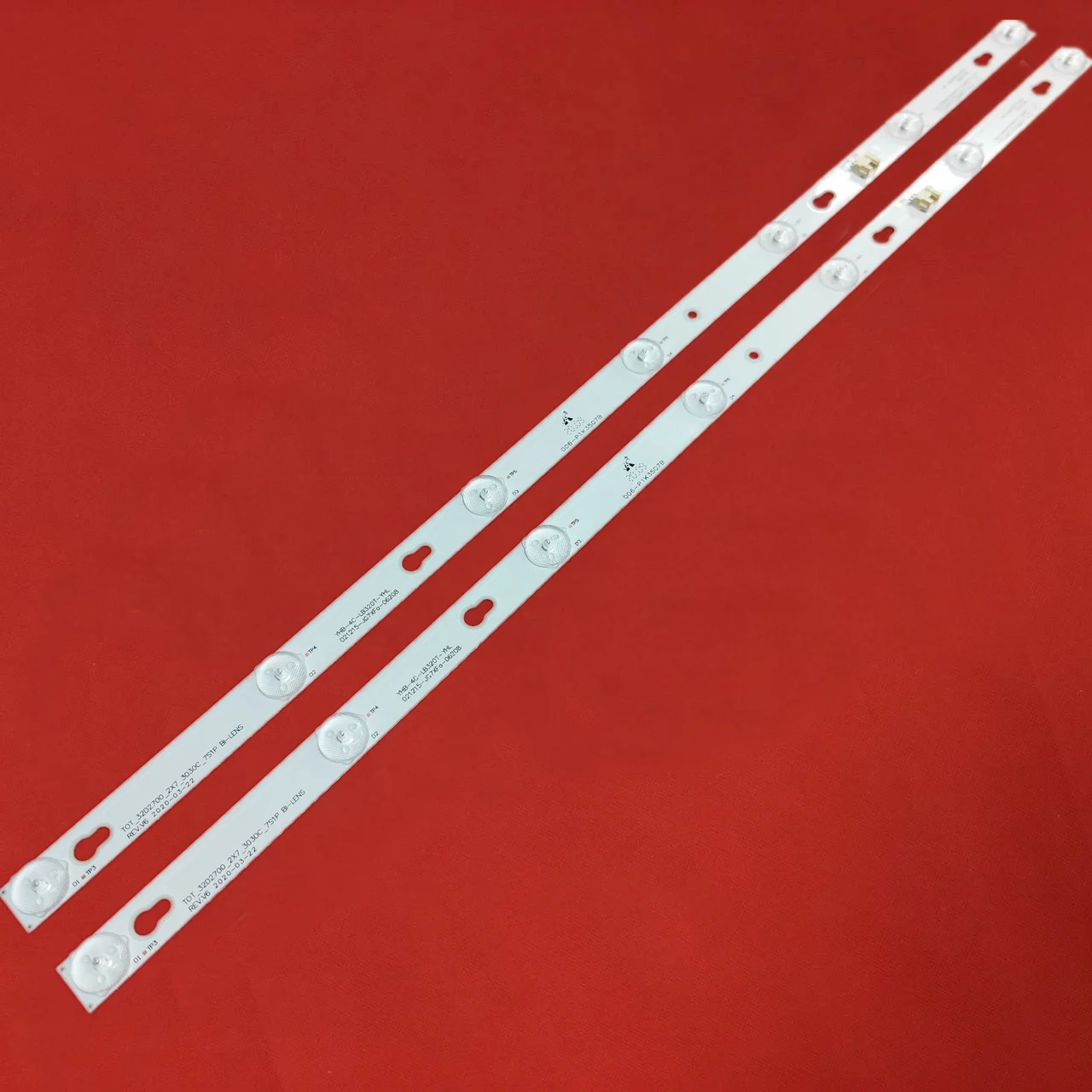 LED Backlight For 32S3750 L32E181 L32F1610B L32E181 D32E161 Y32G33 L32F1680VB TOT-32D2700-2X7-3030-7S1P
LED Backlight For 32S3750 L32E181 L32F1610B L32E181 D32E161 Y32G33 L32F1680VB TOT-32D2700-2X7-3030-7S1P