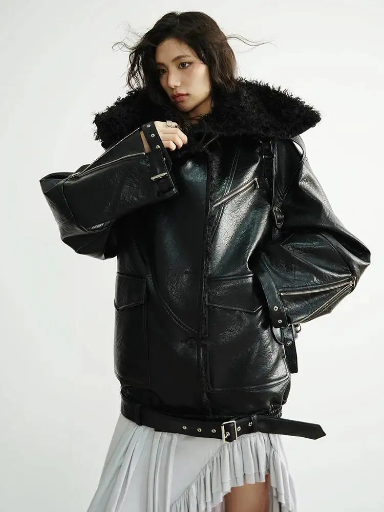 Thick Lambswool Black Big Size PU Leather Jacket New Lapel Long Sleeve Women Coat Fashion Autumn Winter 2026 PL7W9
Thick Lambswool Black Big Size PU Leather Jacket New Lapel Long Sleeve Women Coat Fashion Autumn Winter 2026 PL7W9