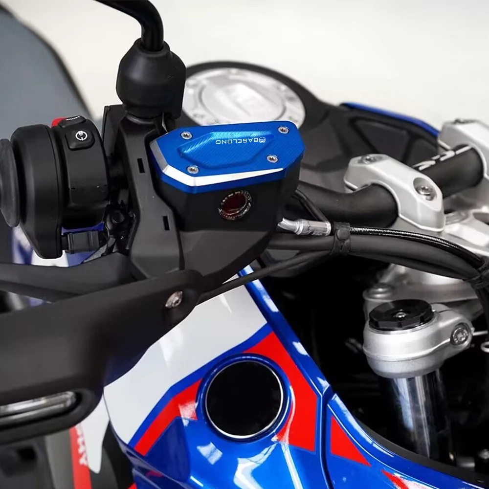 2023 2024 2025 для BMW R1300GS Приключения/трофей/TE R 1300 GS ADV GS1300 мотоциклетный комплект крышек для переднего тормоза и сцепления резервуара жидкости
2023 2024 2025 для BMW R1300GS Приключения/трофей/TE R 1300 GS ADV GS1300 мотоциклетный комплект крышек для переднего тормоза и сцепления резервуара жидкости