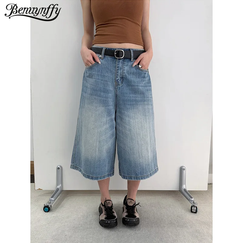 Benuynffy Vintage Washed Blue Wide Leg Half Denim Pants Women 2026 Summer New Fashion Y2k High Waisted Loose Knee Length Jeans
Benuynffy Vintage Washed Blue Wide Leg Half Denim Pants Women 2026 Summer New Fashion Y2k High Waisted Loose Knee Length Jeans