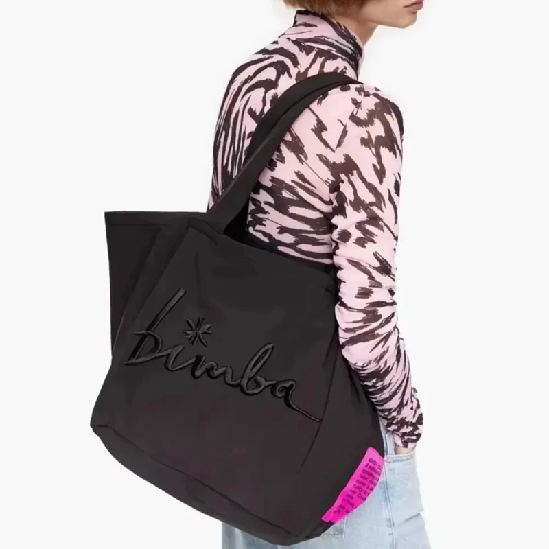 Letter Embroidered Handbag Trendy Large Capacity Handbags Lightweight Water-proof Shopping Tote Casual Going Out Shoulder Bags
Letter Embroidered Handbag Trendy Large Capacity Handbags Lightweight Water-proof Shopping Tote Casual Going Out Shoulder Bags